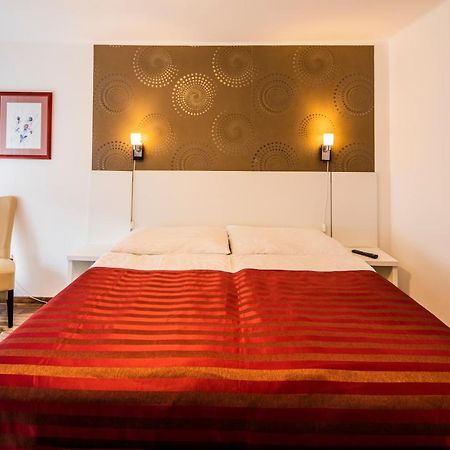 Mosonmagyaróvár Riviera Rooms Vendegszobak المظهر الخارجي الصورة